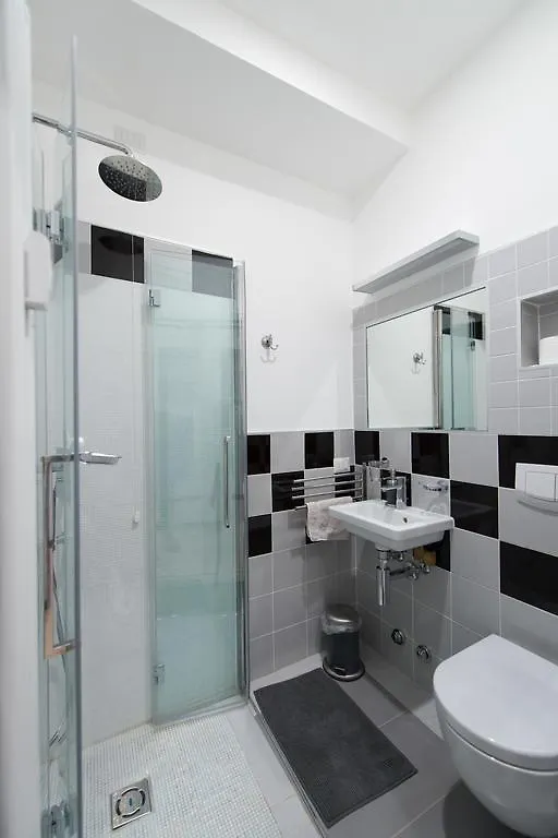Bed & Breakfast B&B Rosa Blu Como Italy