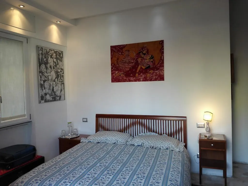 Bed & Breakfast B&B Rosa Blu Como